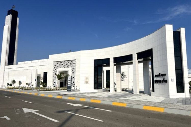 Top! Masjid Joko Widodo Berdiri dengan Megah di Abu Dhabi Uni Emirat Arab, Mampu Tampung Sebanyak 2.500 Jamaah