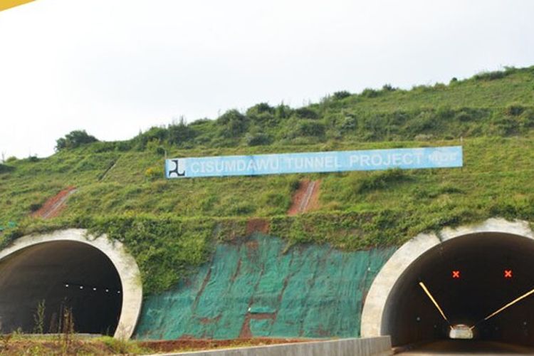 Gempa Bumi 4,8 Magnitudo Sebabkan Dinding Terowongan Kembar Tol Cisumdawu hingga RSUD Sumedang Selatan Retak, Begini Kondisinya
