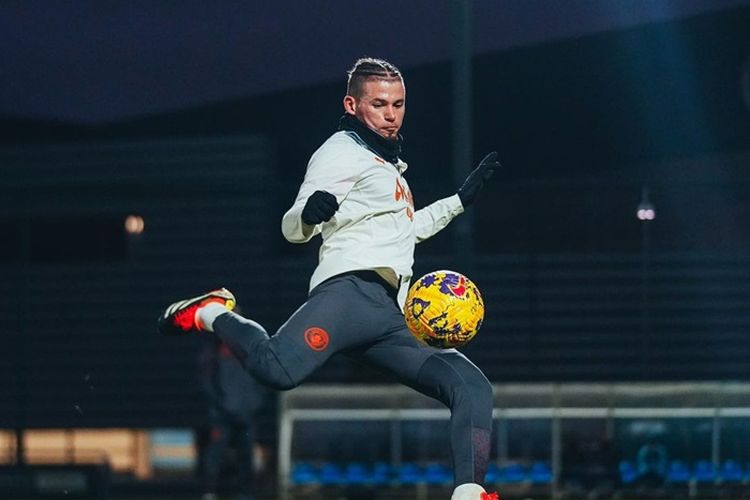 Barcelona Bernafsu Datangkan Gelandang Jangkar Pengganti Sergio Busquets dari Manchester City di Bursa Transfer Kali Ini