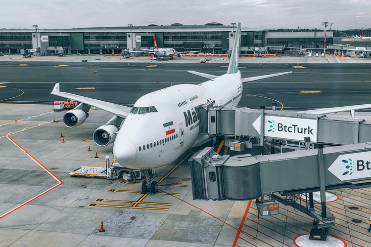 Wow! Bandara Unik Sepanjang 1800 Meter Ini Desainnya Seperti Sarang Lebah, Namanya…