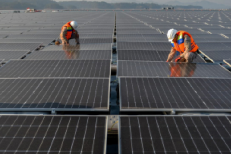 Gandeng Perusahaan Arab, Proyek PLTS Senilai Rp2,2 Triliun di Jawa Barat Ini Jadi yang Terbesar di Dunia, Berapa Kapasitasnya?