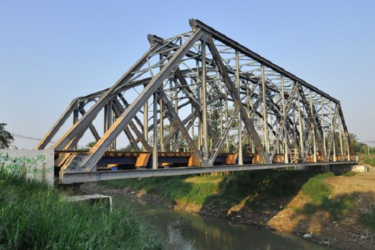 Mangkrak! Proyek Jembatan Rp187 Miliar di Kalimantan Tengah Tiang Pancangnya Sampai Rusak, Nasibnya Kini…