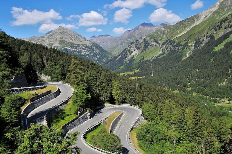 Lintasannya 5.183 Km, Perbaikan Jalan Pelosok di Cianjur Jawa Barat Rampung, Cibuluh-Mekarjaya Terkoneksi Usai Sedot Anggaran Jumbo Sebesar…