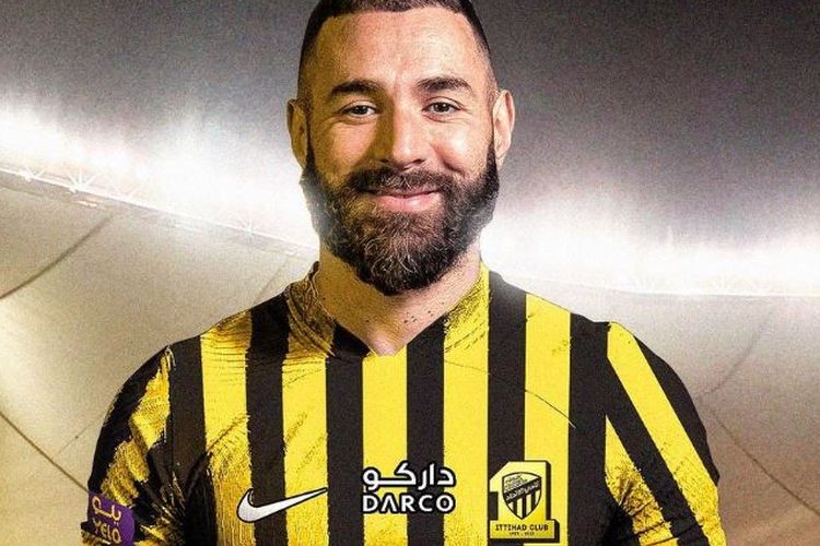 Terpuruk di Liga Inggris, Chelsea ‘Merengek’ Minta Bantuan ke Karim Benzema di Bursa Transfer Musim Dingin Ini