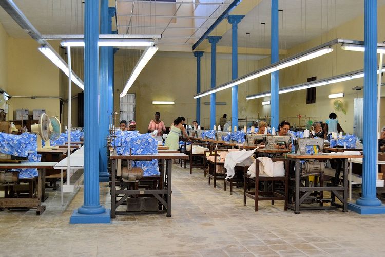 PHK 1627 Karyawan! Pabrik Sarung Melegenda di Jawa Tengah Kini Pailit dengan Tanggungan Sebesar Rp68 Miliar, Nama Produknya…