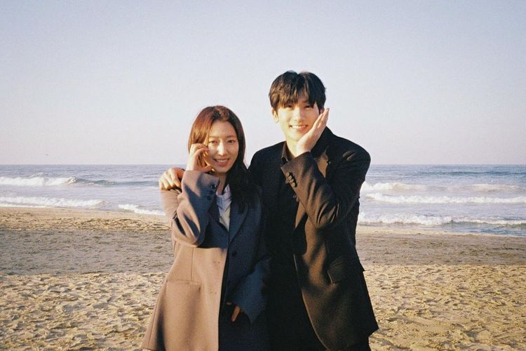Drama Korea ‘Doctor Slump’ yang dibintangi Park Hyung Sik dan Park Shin Hye Mendominasi Tren Netflix Global