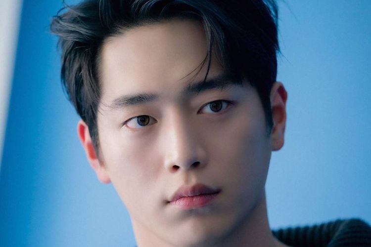 Seo Kang Joon Sedang Pertimbangkan untuk Perannya di Drama Komedi Berjudul ‘Undercover High School’