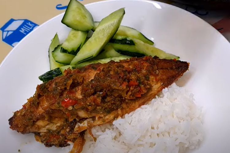 Resep Ikan Sambal Mercon, Menu Buka Puasa Rumahan Dengan Sensasi Rasa Pedas Nampol, Cocok Untuk Bukber Keluarga!