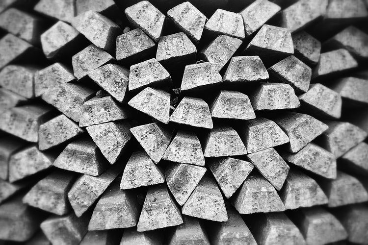 Dekat Bandung, Kabupaten Seluas 3.840,16 Km2 di Jawa Barat Ini Hasilkan Logam Perak 460 Ribu Ton