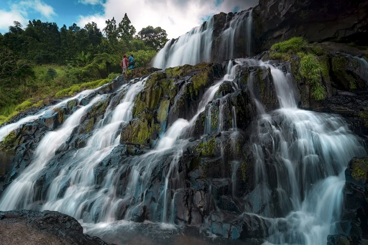 Menjulang Setinggi 20 Meter, Air Terjun di Kabupaten Maros Ini Miliki Keindahan Bak Negeri Dongeng: 2,5 Jam dari Makassar