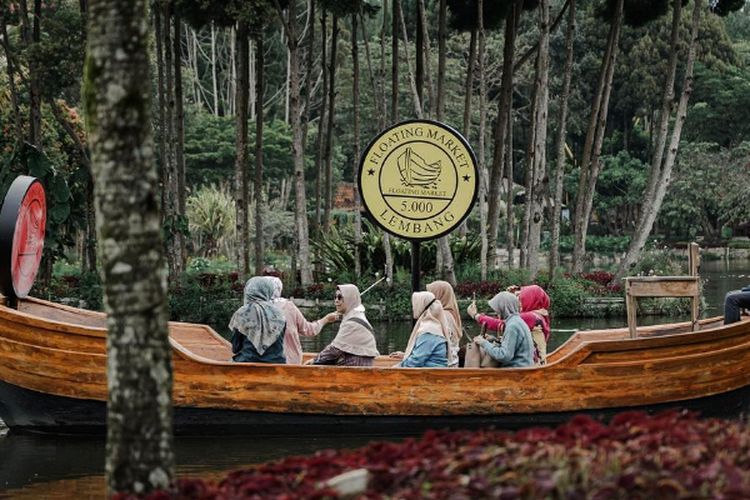 Surga Kuliner ala Pedesaan Jawa Barat, Floating Market Super Unik di Bandung Ini Bayarnya Gak Pakai Rupiah Loh