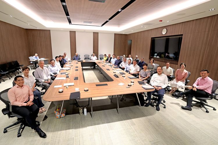 Terlalu Sederhana, Rapat Perdana Menteri Singapura ‘Dikritik’ Warganet Indonesia