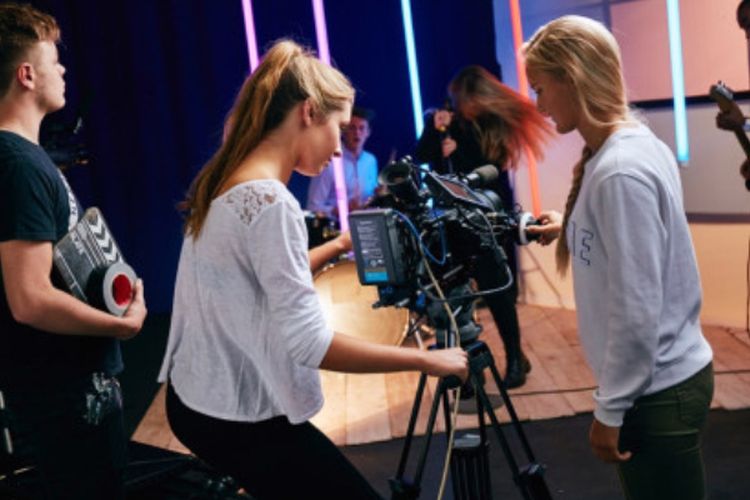 Dikira Serial Netflix, Belajar di Sekolah Asrama Termahal Inggris Ini Serunya Bikin Speechless, Ada Beasiswa?