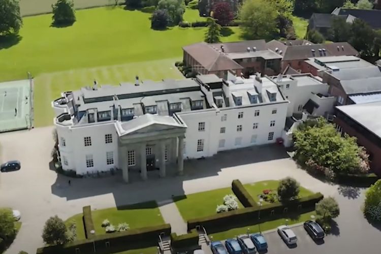 Sekelasnya 12 Siswa, Sekolah Ekspatriat Concord College di Inggris Fasilitasnya bak Istana Kerajaan Era Modern