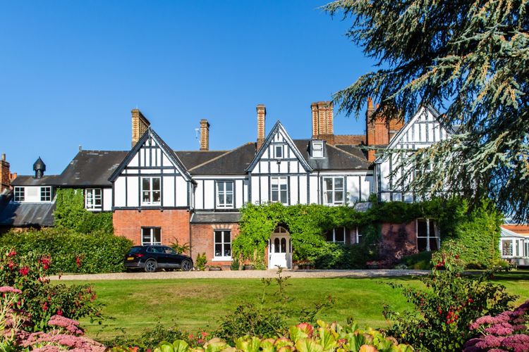 Modal Masuk Asramanya Rp683 Juta, Sekolah Elit di Inggris Ini Berikan Dukungan Pembelajaran yang Mumpuni