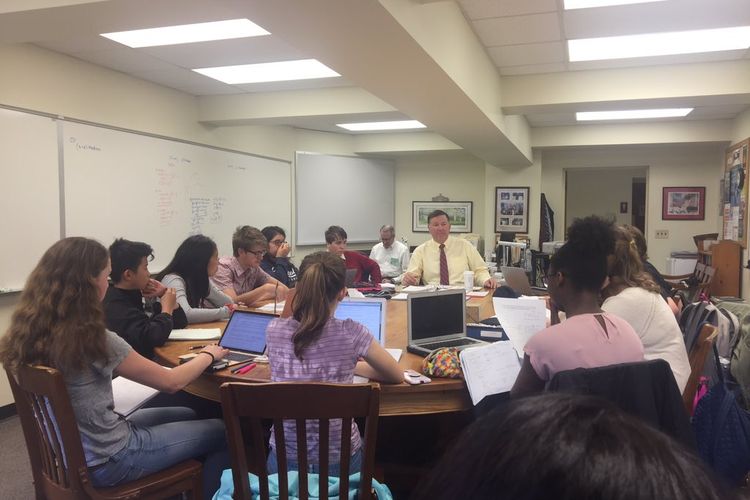 Jadi Almamater Orang Terkaya di Dunia, SMA Elit di Amerika Serikat Ini Sediakan Program Studi di Luar Sekolah