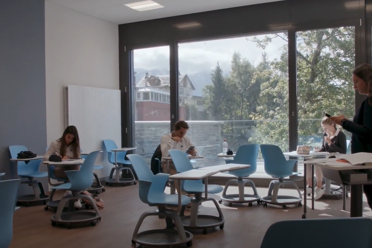 Diturunkan 3 Generasi, Pendiri SMA Elit di Swiss Ini Pertahankan Rasio Guru-Siswa 1:4 Selama 114 Tahun