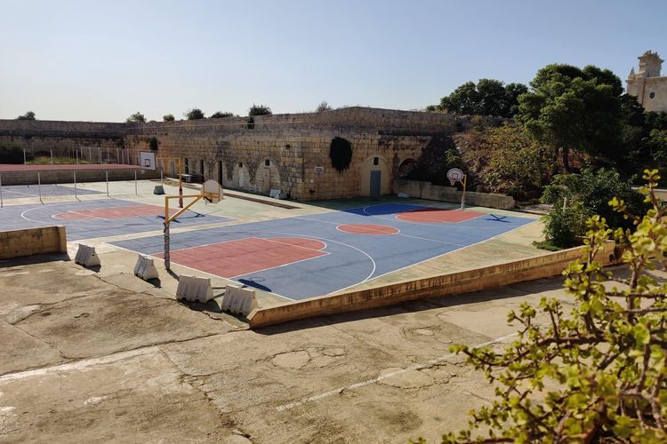 Tampung 700 Murid, Sekolah Elit di Pulau Malta Ini Dulunya Jadi Rumah Sakit Tua: Modal Masuknya…