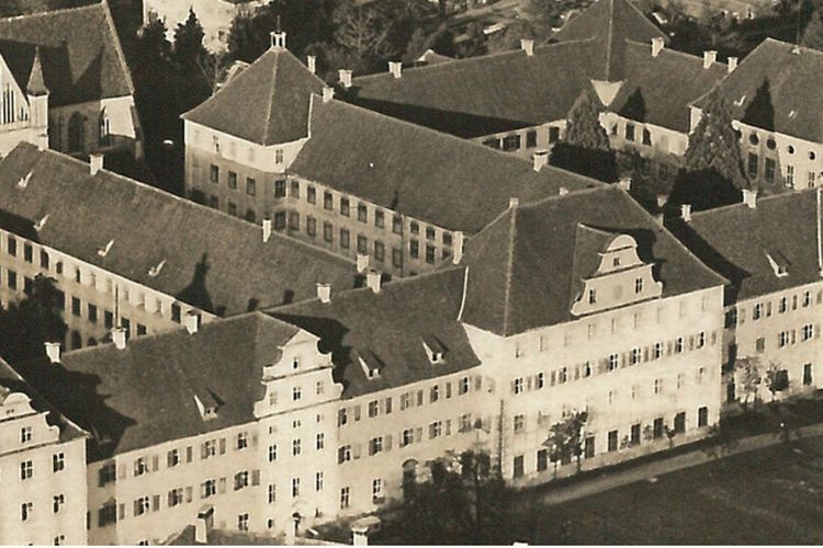 Lalui Masa Pedih Holocaust, Sekolah Asrama Tertua di Jerman Ini Simpan Jejak Pilu Para Pelajar Yahudi