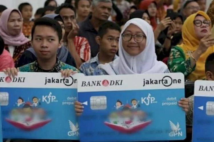 SD atau MI Dapat Rp380.000 per Bulan, SELAMAT NIK KTP Kamu Terdaftar Penerima KJP Plus Bulan Juli 2024