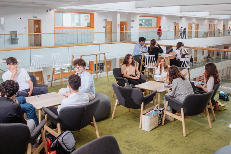 Begini Rahasia Lulusan Sekolah Terbaik di London Ini Jadi ‘Langganan’ Universitas Top Oxbridge