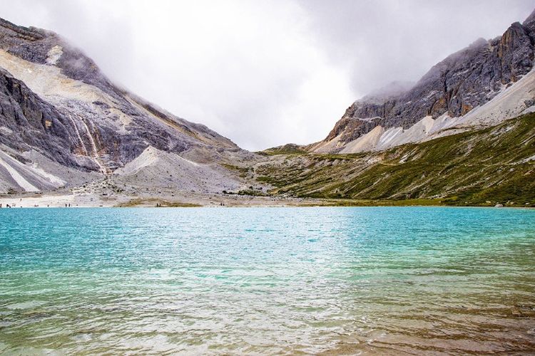 Pantes Danau Laut Tercantik Raja Ampat Ini Pesona Alamnya Makin Mendunia, Bentuknya Memang Bikin Hati Meleleh