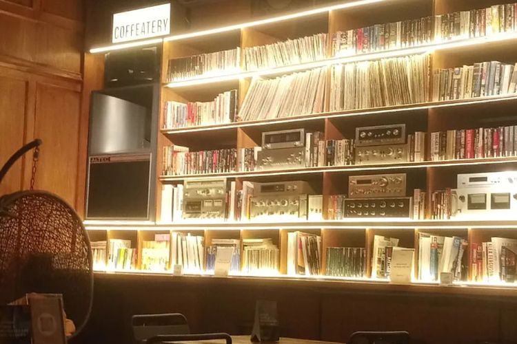 Kaum Nerdy Pasti Suka! 5 Kafe Aesthetic di Jakarta Selatan Ini Bisa Jadi Tempat Healing Kekinian