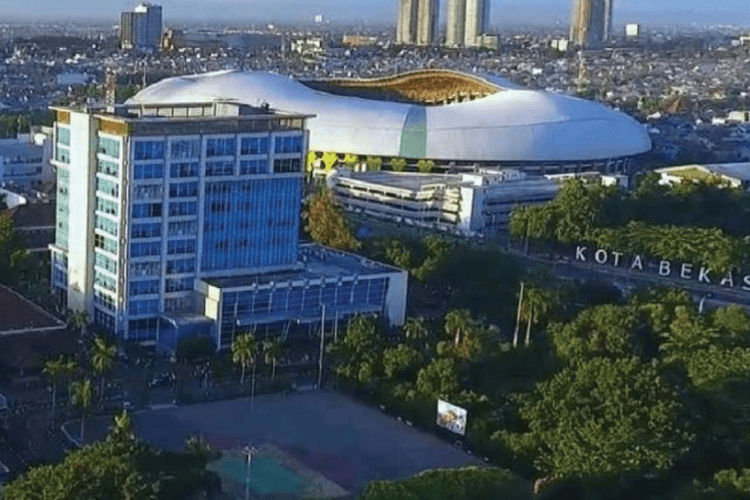 Dulunya Sering Dibully Sebagai ‘Planet Lain’, Kota Ini Sukses Jadi Daerah Paling Kaya di Jawa Barat