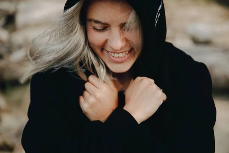 Mampu Berkembang Dalam Situasi Apapun, Ini 10 Tanda Kamu Punya Mental yang Kuat Walaupun Terlihat Lemah