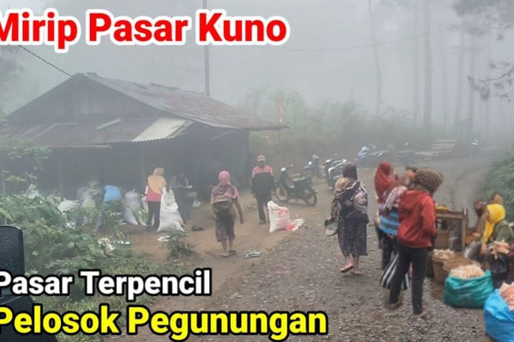 WOW! Inilah Satu-Satunya Pasar Tradisional yang Bertahan di Tengah Hutan Perbatasan Ponorogo-Trenggalek