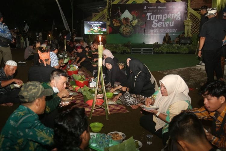 Ritual Adat Tumpeng Sewu, Tradisi Sakral yang Paling Dinanti Suku Osing di Banyuwangi