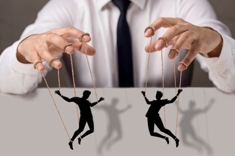 Merasa Dikendalikan Orang Lain hingga Membuat Depresi? Ini 6 Trik Psikologi  yang Harus Kamu Waspadai