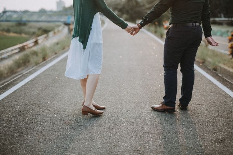 Wanita Sampai Hati Melakukan Ini Dengan Anda? Jika Iya, Berarti Dia Tulus Mencintai