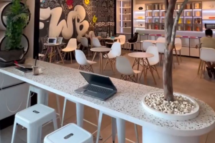 Pesan Minuman Sesuai Hasil Tes Kepribadian MBTI? Cus ke Kafe Super Unik di Jakarta Selatan Ini