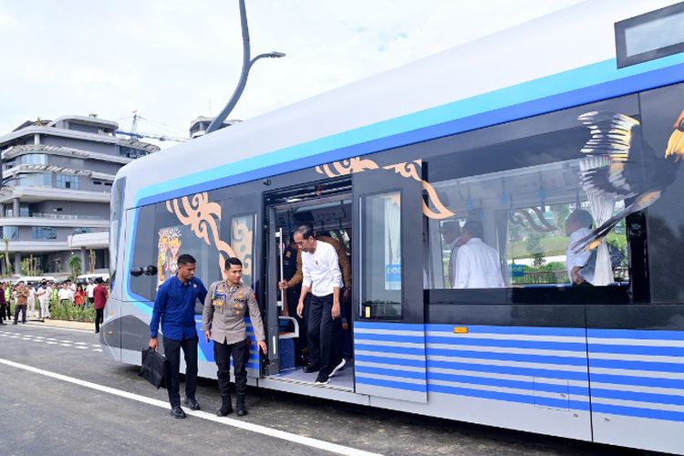 Hanya Rp74 Miliar Per Unit, Jokowi Ingin Megaproyek Trem Otonom IKN Juga Diterapkan di Kota Lainnya, Tapi…