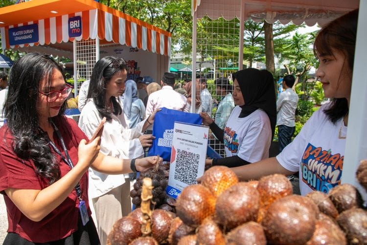 Bazaar UMKM BRILiaN BRI Lesatkan Bisnis Klaster Petani Salak Sumatera Utara
