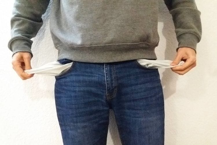 Wajib Tahu! Ini 9 Ciri Kepribadian yang Bisa Bikin kamu Miskin Selamanya