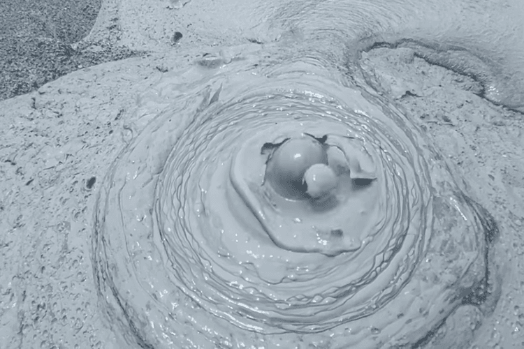 Sering Disebut Mustahil, Fenomena Mata Air Garam di Tanah Papua Ini Ternyata Bukan dari Laut