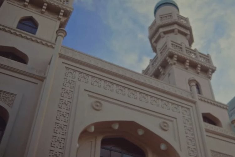 Tetap Kokoh Meski Diterpa Gempa Dahsyat dan Perang Dunia, Inilah Bangunan Masjid Tertua di Jepang