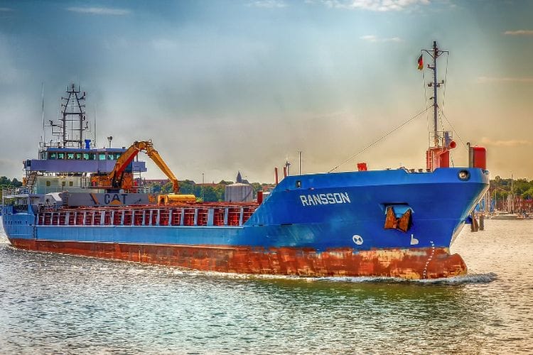 Singapura Kepergok Sedot Pasir Laut di Perairan Batam Secara Ilegal