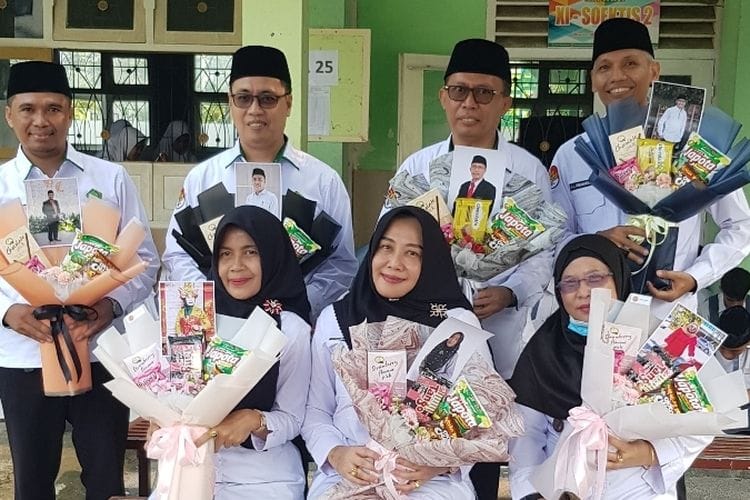 Gebrakan Baru Kemdikdasmen, Mulai 2025 Guru di Seluruh Indonesia Lebih Sejahtera Berkat Aturan Ini