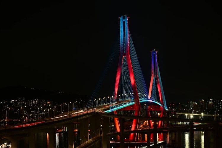 7 Fakta Menarik Jembatan Terpanjang di Indonesia, Salah Satunya Dibangun 3.500 Pekerja Gabungan Dua Negara