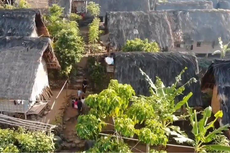 Desa Unik di Hutan Garut Ini Terapkan 3 Aturan Aneh, Salah Satunya Warga Dilarang Jadi PNS