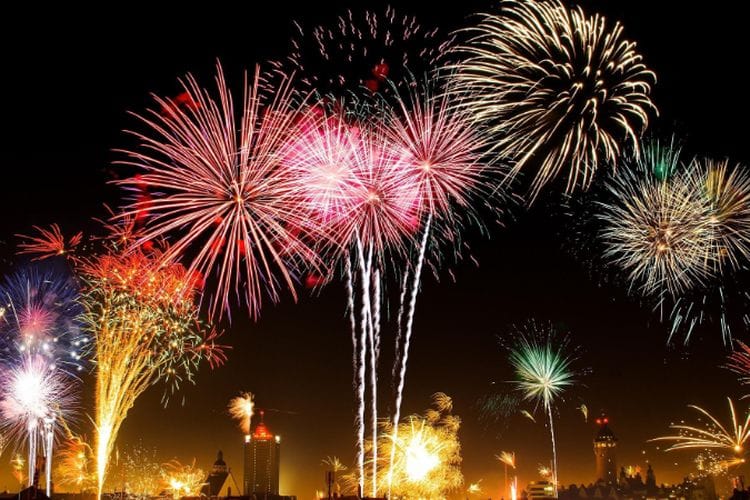 Tahun Baru 2025 di Jakarta, Lihat Pesta Kembang Api dari 8 Tempat Menarik Ini Aja!
