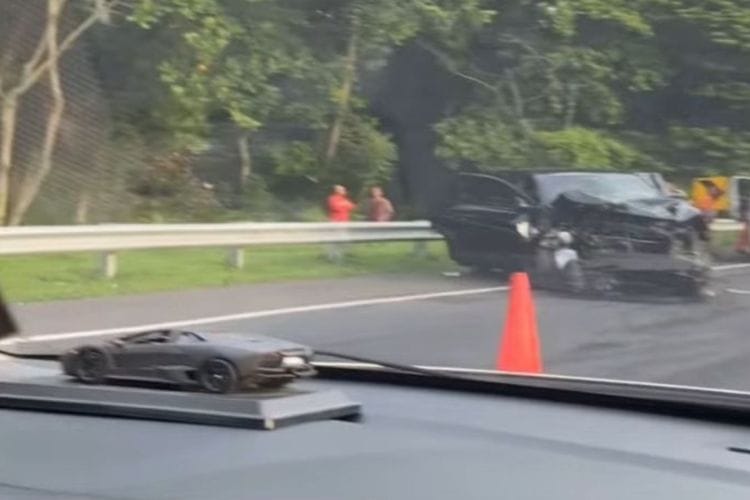 Kecelakaan Lalu Lintas Terjadi di Ruas KM 83 Tol Cipularang, Korban Jiwa Diidentifikasi Seorang Dosen