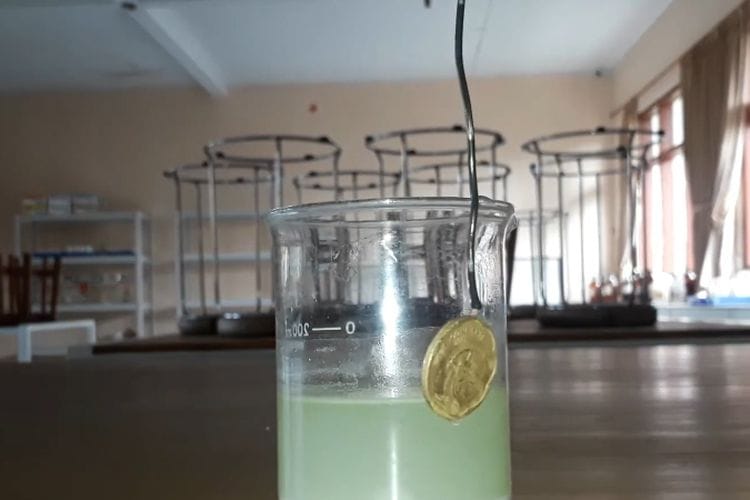 Cara Ampuh Bersihkan Koin Kuno dari Kerak dan Karat, Auto Cling Jadi Baru Lagi!