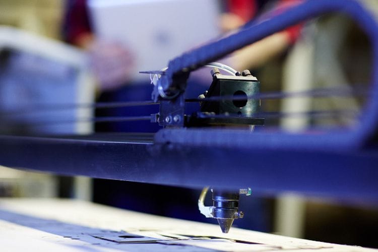 Inilah Perbedaan Uang yang Dibuat dengan Teknik Engrave dan Printing