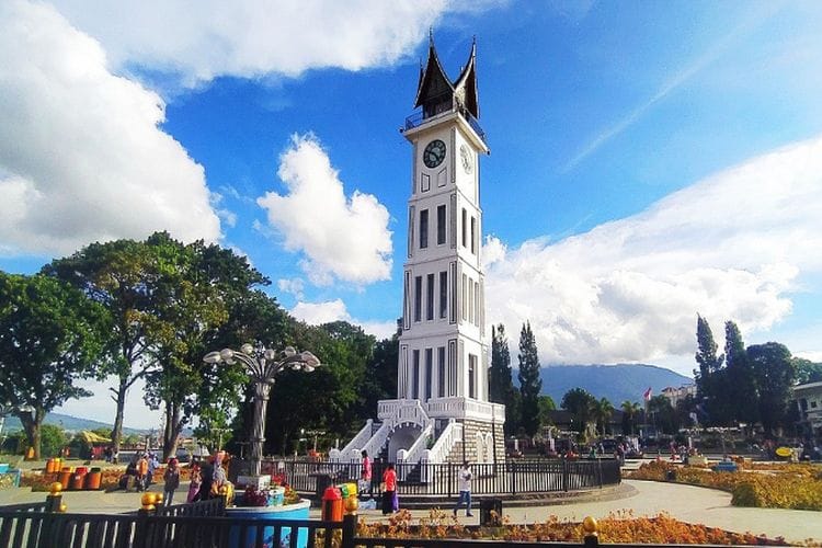 Segini Prediksi UMR di 19 Kabupaten/Kota Sumatera Barat 2025: Padang, Solok, hingga Pasaman