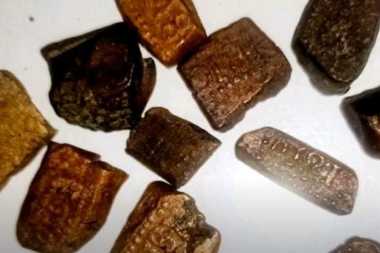 Indonesia Pernah Cetak Uang Darurat? Bentuk Koin Kuno Ini Paling Unik Sepanjang Sejarah