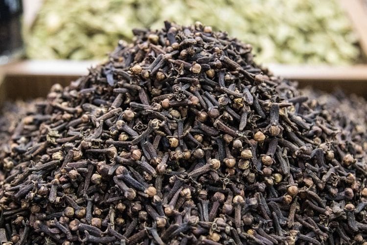 20 menit dari Pusat Kota Ternate, Kampung Unik ini Punya Hutan Cengkeh Tertua di Dunia